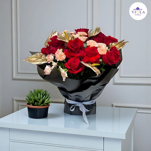 Golden Romance Bouquet باقة الرومانسية الذهبية
