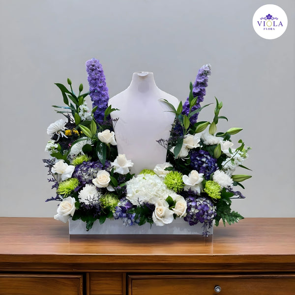 Majestic Bloom Arrangement تنسيق زهور مهيب